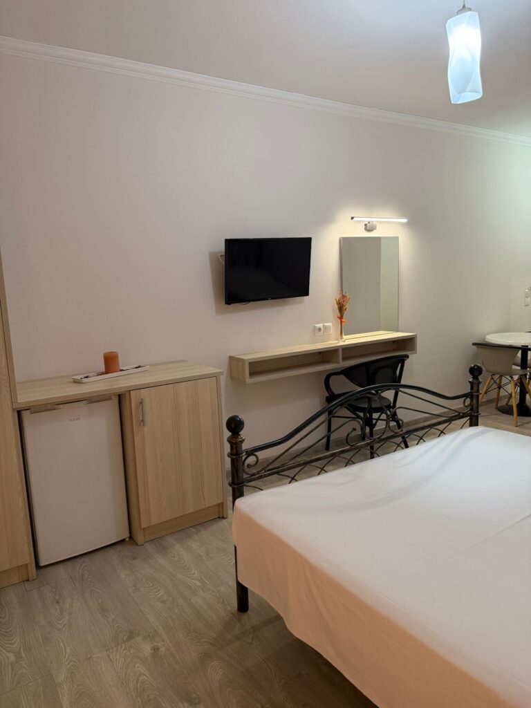 Vironas hotel atmosphere